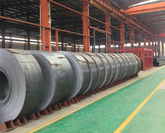 六枝特方矩管生产母材